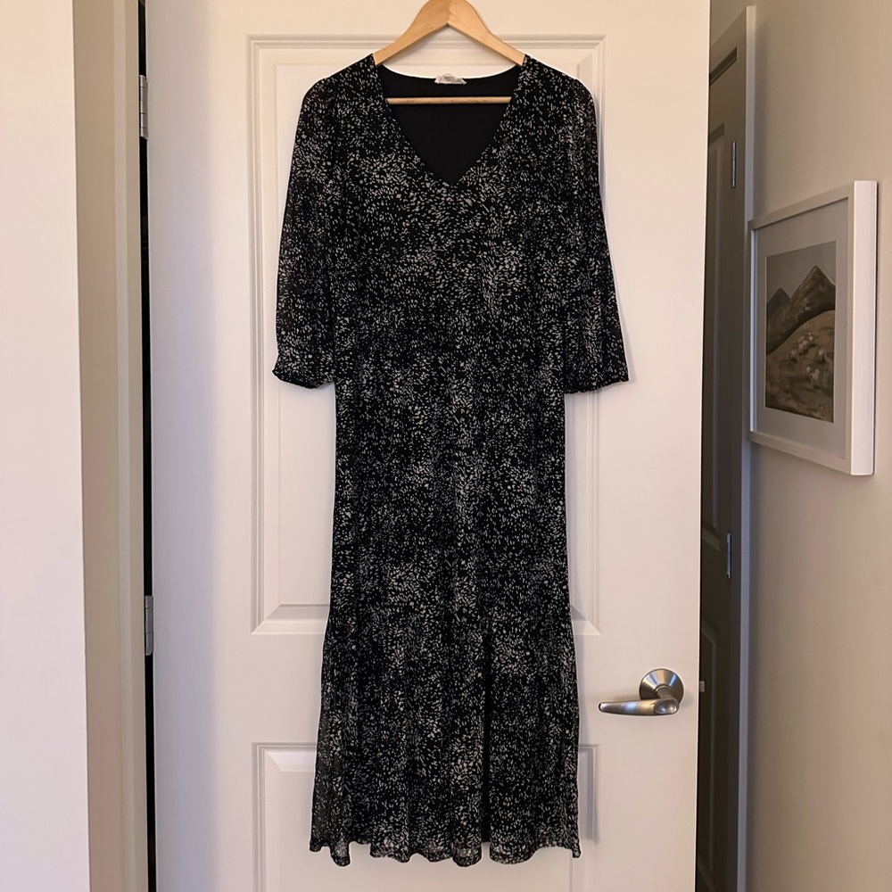V-Neck Midi Dress from TJ Maxx - Size S